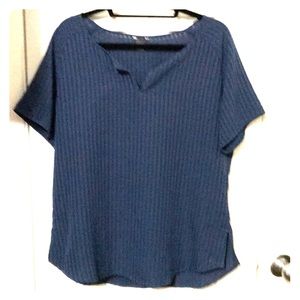 L Eddie Bauer shortsleeve top excellent condition